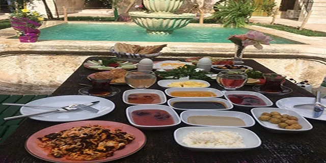 Hanehan Hotel kahvaltı sunumu